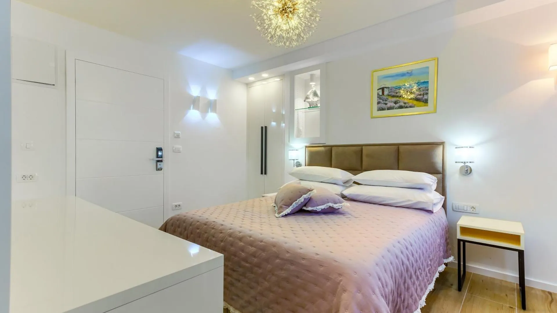 Luxury Bed & Breakfast Rooms Irini, In The Heart Of 斯普利特 0*,  克罗地亚