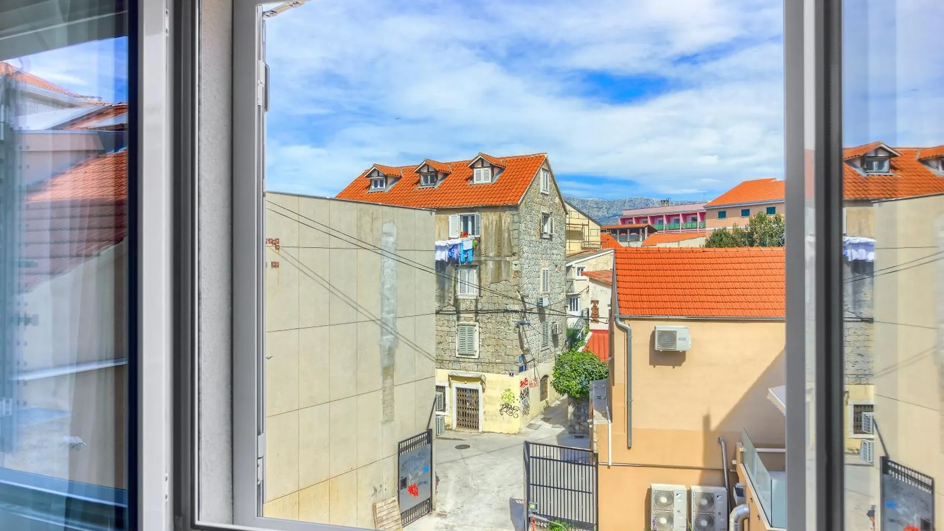 Luxury Bed & Breakfast Rooms Irini, In The Heart Of 斯普利特