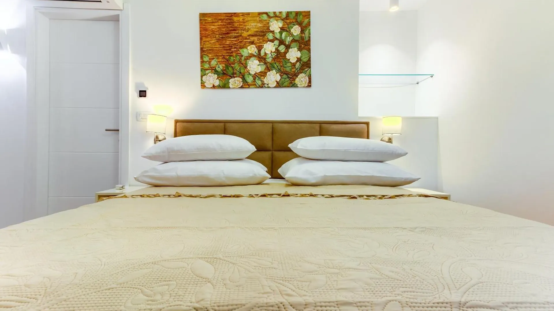 Luxury Bed & Breakfast Rooms Irini, In The Heart Of 斯普利特