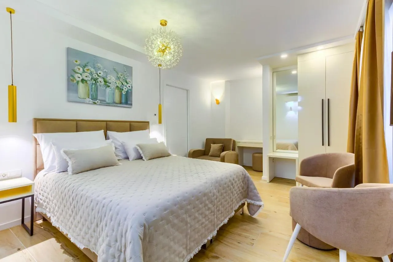 Luxury Bed & Breakfast Rooms Irini, In The Heart Of ספליט