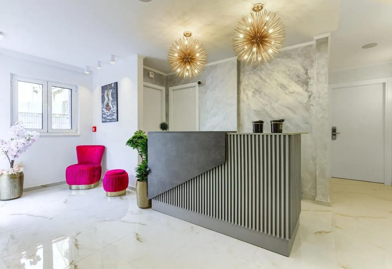 Luxury Bed & Breakfast Rooms Irini, In The Heart Of ספליט