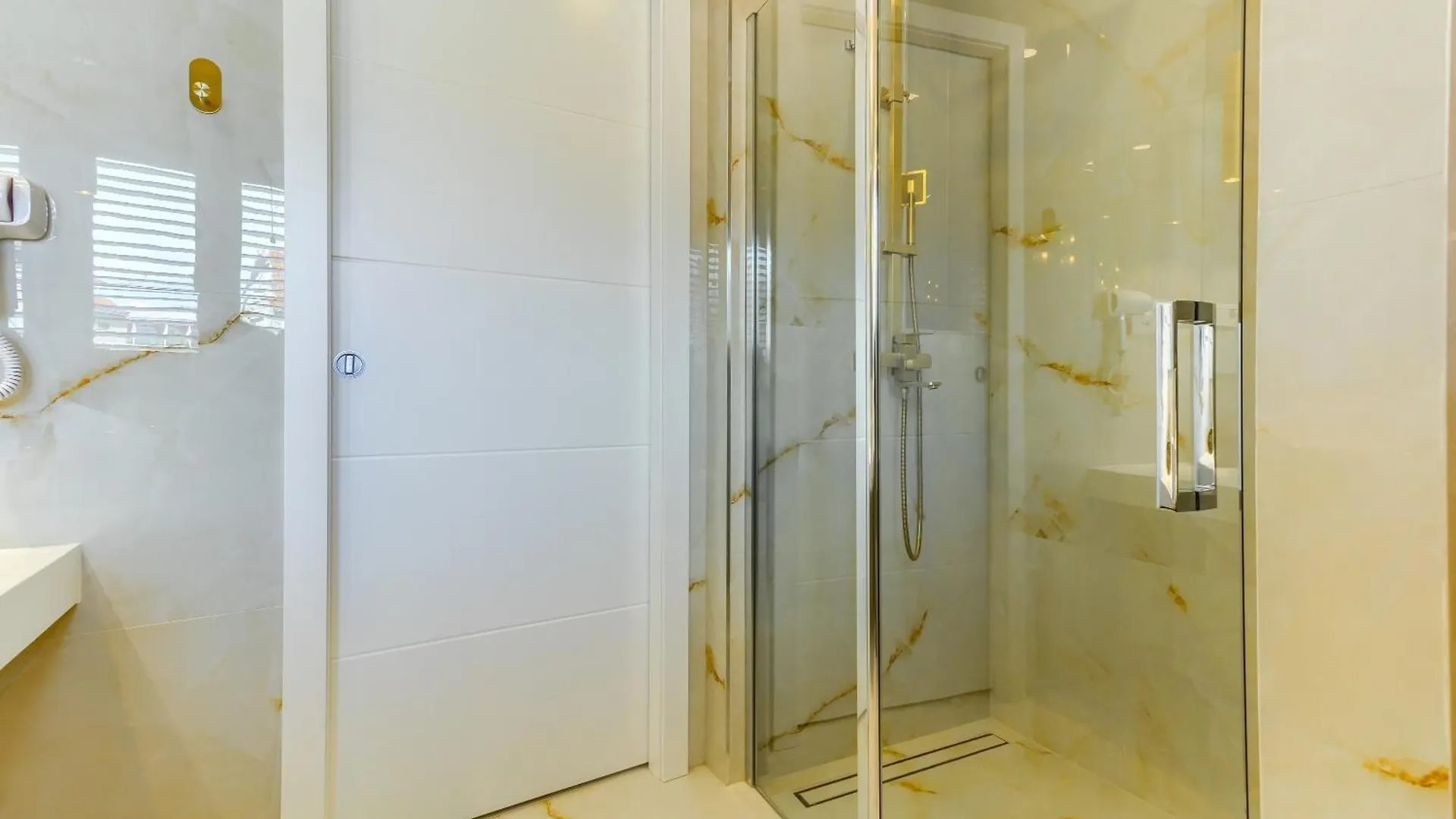 Luxury Bed & Breakfast Rooms Irini, In The Heart Of ספליט