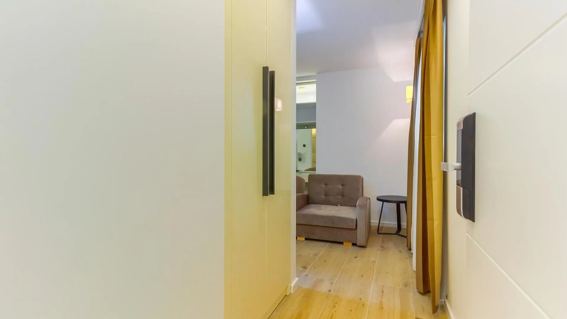 Luxury Bed & Breakfast Rooms Irini, In The Heart Of ספליט