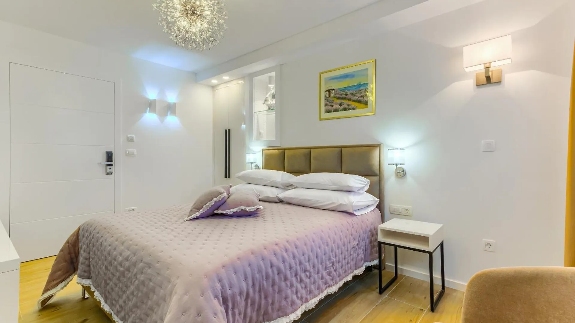 Luxury Bed & Breakfast Rooms Irini, In The Heart Of ספליט