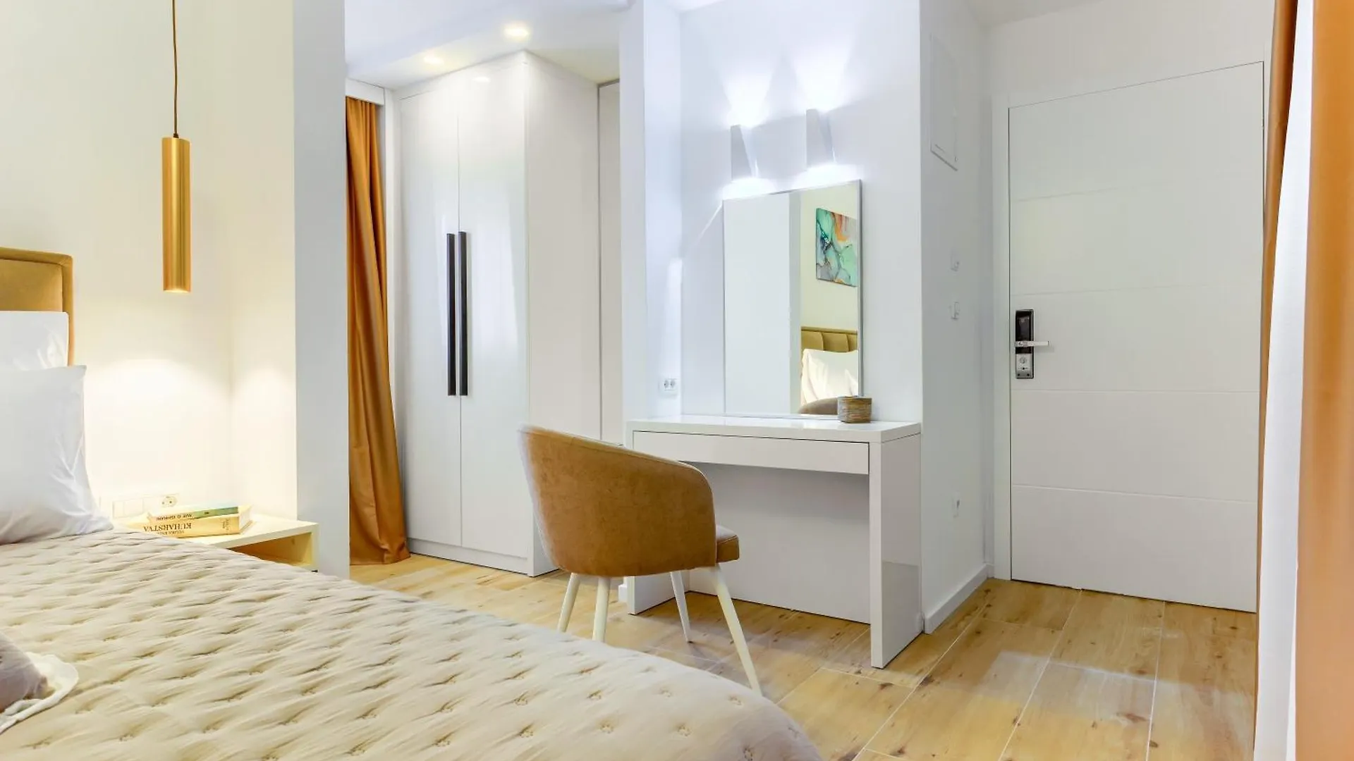 Luxury Bed & Breakfast Rooms Irini, In The Heart Of ספליט